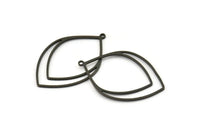 Siyah Damla Şeklinde Tılsım, 1 Halkalı 2 Oksitlenmiş Siyah Pirinç Damla Şeklinde Tılsım, Bulgular (36x23x0,80 mm) SMP0151 A6892
