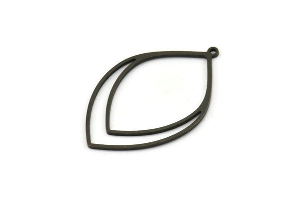Siyah Damla Şeklinde Tılsım, 1 Halkalı 2 Oksitlenmiş Siyah Pirinç Damla Şeklinde Tılsım, Bulgular (36x23x0,80 mm) SMP0151 A6892
