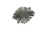 Siyah Güneş Tılsımı, 2 Döngülü 8 Oksitlenmiş Siyah Pirinç Güneş Tılsımı, Bulgular (28x24x0,60 mm) A3878