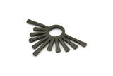 Siyah Güneş Kolye, 2 Oksitlenmiş Siyah Pirinç Çekiçlenmiş Güneş Kolye (36x23x1,7 mm) N1267