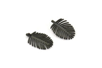 Siyah Yaprak Tılsımı, 1 Halkalı 4 Oksitlenmiş Siyah Pirinç Yaprak Tılsımı, Küpeler, Bulgular (21x13x1mm) N1207