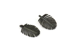 Siyah Yaprak Tılsımı, 1 Halkalı 4 Oksitlenmiş Siyah Pirinç Yaprak Tılsımı, Küpeler, Bulgular (21x13x1mm) N1207
