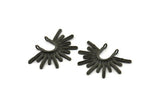 Siyah Güneş Kolye, 2 Dokulu Oksitlenmiş Siyah Pirinç Güneş Işığı Tılsımı, 2 Döngü (32x24 mm) N0814