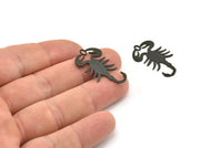 Siyah Akrep Charm, 1 Halkalı 6 Oksitlenmiş Siyah Pirinç Akrep Şekilli Charm, Charm Kolye Uçları (30x16x0,60 mm) A4929