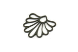 Siyah Çiçek Tılsımı, 24 Oksitlenmiş Siyah Pirinç Çiçek Tılsımı, Tılsım Kolye Uçları, Bulgular (19x19x0,60 mm) A4943 Q0681