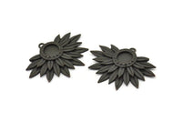 Black Sunflower Charm, Oxidized Black Brass Flower Charm Earrings With 1 Loop, Pendants, Earrings (28x39mm) N0735