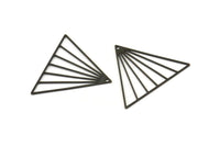 Siyah Üçgen Charm, 1 Delikli 4 Oksitlenmiş Siyah Pirinç Üçgen Şekilli Charm (29x34x0,60 mm) A6765