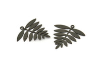 Siyah Yaprak Tılsımı, 1 Döngülü 6 Oksitlenmiş Siyah Pirinç Akasya Yaprağı Tılsımı, Bulgular (25x25x0,60 mm) A4354