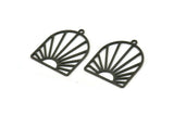 Siyah Güneş Tılsımı, 1 Halkalı 8 Oksitlenmiş Siyah Pirinç Güneş Şekilli Tılsım, Tılsım Kolye Uçları, Bulgular (26x22x0,60 mm) A5227 H0303