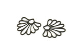 Siyah Çiçek Tılsımı, 24 Oksitlenmiş Siyah Pirinç Çiçek Tılsımı, Tılsım Kolye Uçları, Bulgular (19x19x0,60 mm) A4943 Q0681