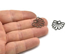 Siyah Çiçek Tılsımı, 24 Oksitlenmiş Siyah Pirinç Çiçek Tılsımı, Tılsım Kolye Uçları, Bulgular (19x19x0,60 mm) A4943 Q0681