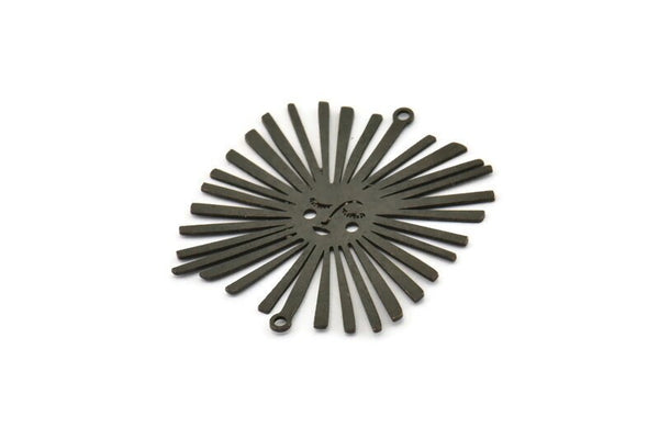 Siyah Güneş Tılsımı, 2 Döngülü 2 Oksitlenmiş Siyah Pirinç Güneş Tılsımı, Bulgular (38x34x0,60 mm) A3879 H0370