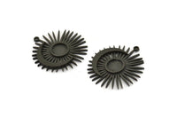 Ay ve Güneş, Oksitlenmiş Siyah Pirinç, Hilal, Siyah Güneş, Siyah Kolye, 1 Halkalı Siyah Charm, Ped Boyutu 8mm (31x29mm) N1353