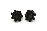 Siyah Çiçek Küpe, 1 Halkalı 2 Oksitlenmiş Siyah Pirinç Çiçek Küpe (18 mm) N1192