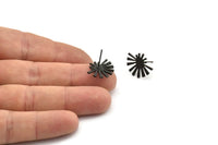 Siyah Güneş Küpe, 4 Oksitlenmiş Siyah Pirinç Yükselen Güneş Bayrağı Küpe (18x14x1mm) N1340