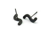 Küpe Çivisi, 8 Oksitlenmiş Siyah Pirinç - Düzensiz Çivili Küpeler - Siyah Küpeler - Küpeler (15x5x1,5 mm) N1416