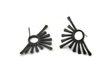 Siyah Güneş Küpe, 2 Oksitlenmiş Siyah Pirinç Çekiçlenmiş Güneş Çivi Küpe (36x23x1,7 mm) N1284