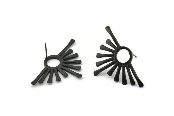 Siyah Güneş Küpe, 2 Oksitlenmiş Siyah Pirinç Çekiçlenmiş Güneş Çivi Küpe (36x23x1,7 mm) N1284
