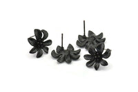 Siyah Çiçek Küpe, 2 Oksitlenmiş Siyah Pirinç Çiçek Küpe (16x15mm) N1169