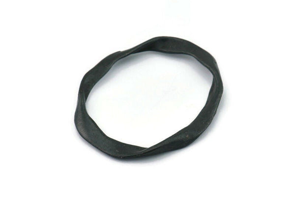 Siyah Düzensiz Tılsım, Deliksiz Oksitlenmiş Siyah Pirinç Düzensiz Tılsımlar, Bulgular (51x45mm) N1154
