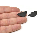 Black Triangle Charm, 4 Textured Oxidized Black Brass Triangle Charms With 1 hole, Pendants, Earrings (25x17x0.80mm) D1571