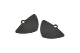 Black Triangle Charm, 4 Textured Oxidized Black Brass Triangle Charms With 1 hole, Pendants, Earrings (25x17x0.80mm) D1571