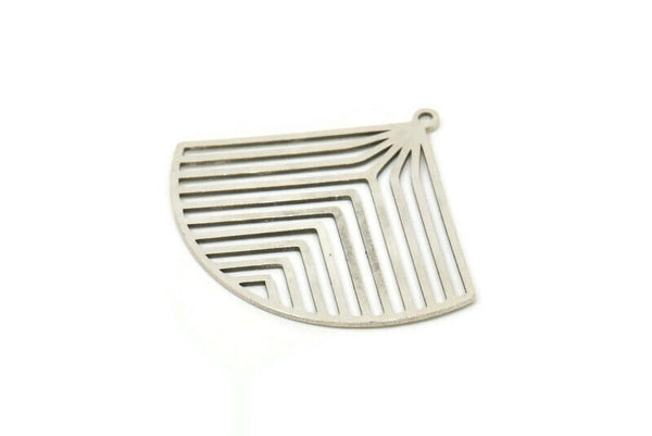 Silver Charm, 4 Antique Silver Plated Brass, Silver Pendants, Triangle Charms, Silver Charms With 1 Loop (28x34x0.60mm) SMP0419 A3994