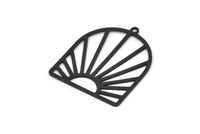 Siyah Güneş Tılsımı, 1 Halkalı 4 Oksitlenmiş Siyah Pirinç Güneş Şekilli Tılsım, Tılsım Kolye Uçları, Bulgular (33x28x0,60 mm) A5226