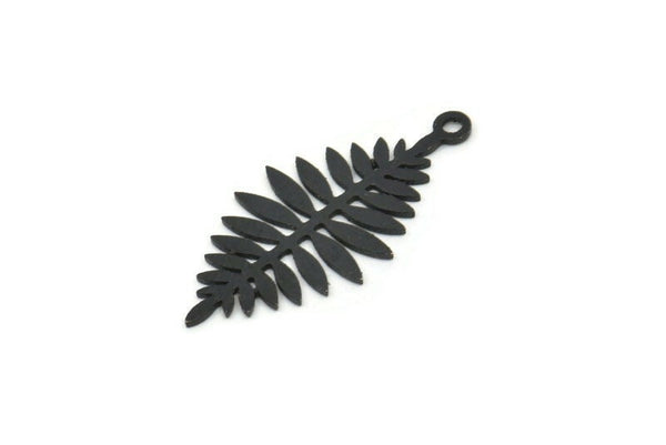 Siyah Yaprak Tılsımı, 1 Döngülü 12 Oksitlenmiş Siyah Pirinç Akasya Yaprağı Tılsımı, Bulgular (27x13x0,60 mm) A4779