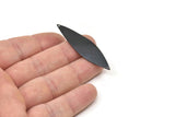 Siyah Yaprak Tılsımı, 1 Delikli 4 Oksitlenmiş Siyah Pirinç Yaprak Tılsımı (52x13mm) Bs 1297
