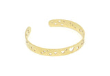 Brass Heart Bracelet, Raw Brass Flat Heart Patterned Bracelet, Bracelet Findings, Bangle Findings (157x8x1mm) SMP2009