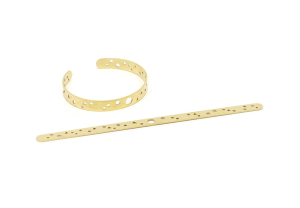 Brass Star Bracelet, Raw Brass Flat Star Patterned Bracelet, Bracelet Findings, Bangle Findings (157x8x1mm) SMP2007