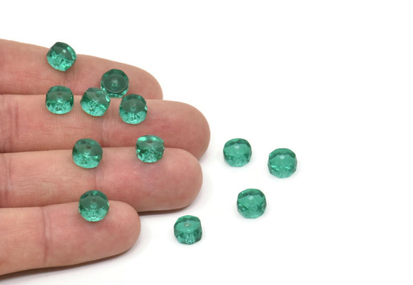 Vintage Sea Green Bead, 12 Vintage Sea Green Czech Glass Round Faceted Beads CF72 T013