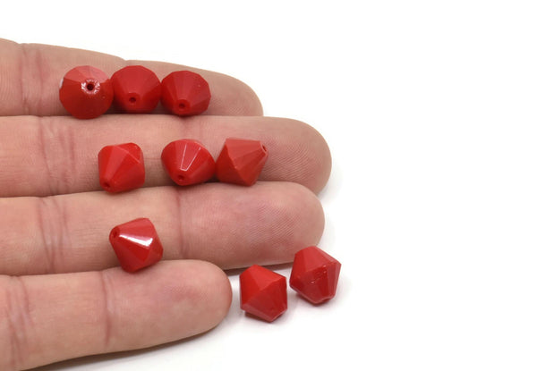 Vintage Red Bead, 12 Vintage Glass Faceted Red Beads (11mm) CF107 T018