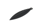 Siyah Yaprak Tılsımı, 1 Döngülü 12 Oksitlenmiş Siyah Pirinç Yaprak Tılsımı, Kolye Ucu, Bulgular (35x8mm) Brs 409 A0170
