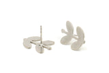 Silver Leaf Earring, 4 Antique Silver Plated Brass Leaf Stud Earrings (16.5x12x0.80mm) Brs A0501 A1670