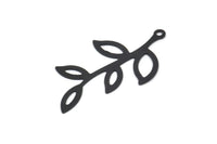 Siyah Yaprak Tılsımı, 1 Döngülü 12 Oksitlenmiş Siyah Pirinç Yaprak Tılsımı, Bulgular (35x19x0,50 mm) A1386