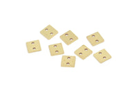 Pirinç Kare Charm, 2 Delikli, Bağlantı Parçalı, Bağlantı Parçalı 50 Ham Pirinç Kare Şekilli Charm (6x0,80 mm) A5894