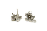 Silver Flower Earring, 4 Antique Silver Plated Brass Flower Stud Earrings With 1 Loop (13x11mm) N2295