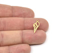 Brass Shell Charm, Raw Brass Sea Shell Shaped Charms With 1 Loop, Earring Findings (20/30x0.60mm) SMP2501