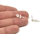 Silver Flower Earring, 8 Antique Silver Plated Brass Sunflower Shaped Stud Earrings (16x8x1mm) A3797