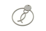 Steel Round Charm, Stainless Steel Fish Patterned Round Shaped Charms With 1 Hole, Geometric Findings (30x25x0.80mm) SMP2581