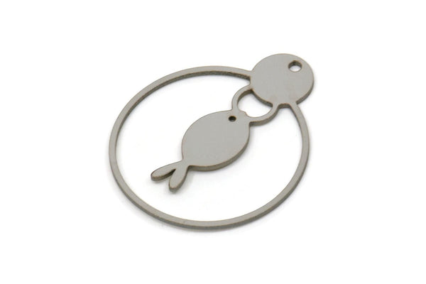 Steel Round Charm, Stainless Steel Fish Patterned Round Shaped Charms With 1 Hole, Geometric Findings (30x25x0.80mm) SMP2582