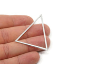 Silver Triangle Ring, 4 Silver Tone Brass Triangles (53x53x40mm) Bs-1307
