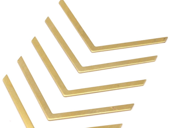 Tiny Chevron Charm, 30 Raw Brass Chevron Charms (60x3x0.80mm) A0862--N0640