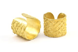 Brass Ethnic Ring, 1 Raw Brass Fish Scale Textured Adjustable Ethnic Rings (18mm) E408