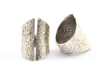Hammered Gothic Ring - 1 Antique Silver Plated Brass Adjustable Hammered Gothic Rings N0140 H0531