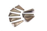 Antique Triangle Pyramid, 100 Antique Brass Triangle Pyramid Charms with 3 Holes (20x11mm) Pen 3040   K110