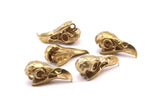 Tiny Bird Skull, 4 Raw Brass Bird Skull Pendants, (24x11.5x9.5mm) N0489