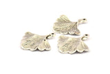 Ginkgo Leaf Pendant, 4 Antique Silver Plated Brass Leaf Charms (26x25mm) N393